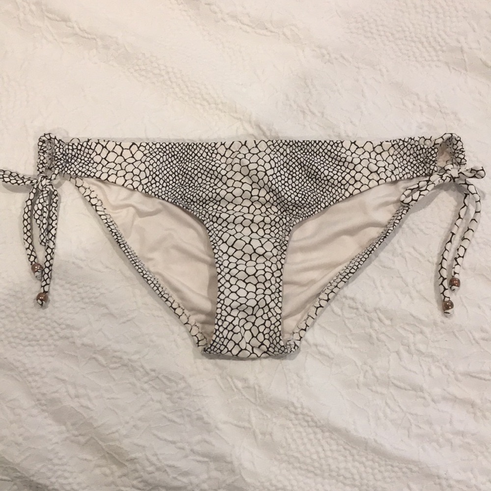 Eberjey Skin Deep Side Tie Bikini Size Small - Med